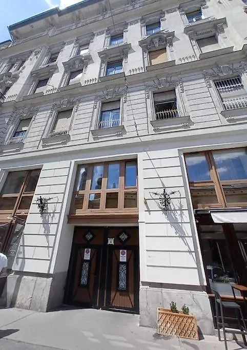 H & A Suite Synagogue Budapest 0*,  Hungría